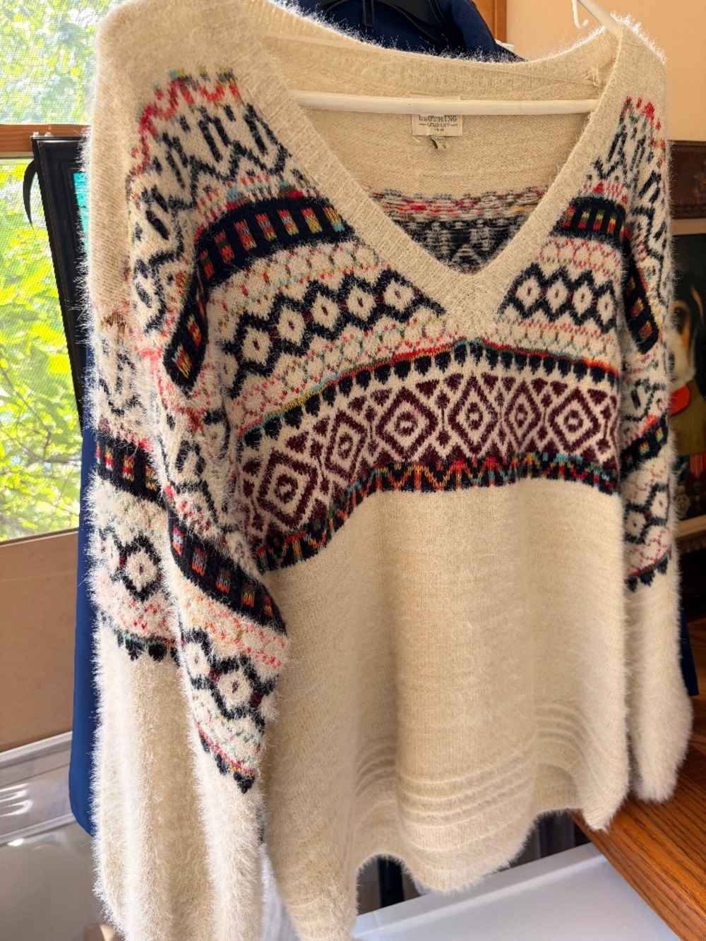 Telluride Clothing Company Cream Ivory Multicolor Fair Isle Vneck Sweater--M